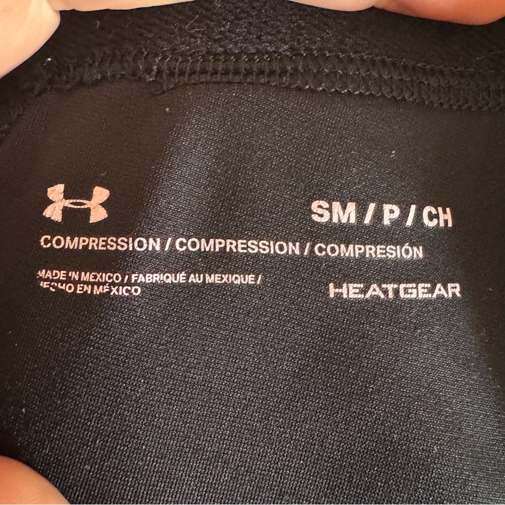 Women’s Black Size Small Under Armour Compression Shorts - Picture 4 of 4
